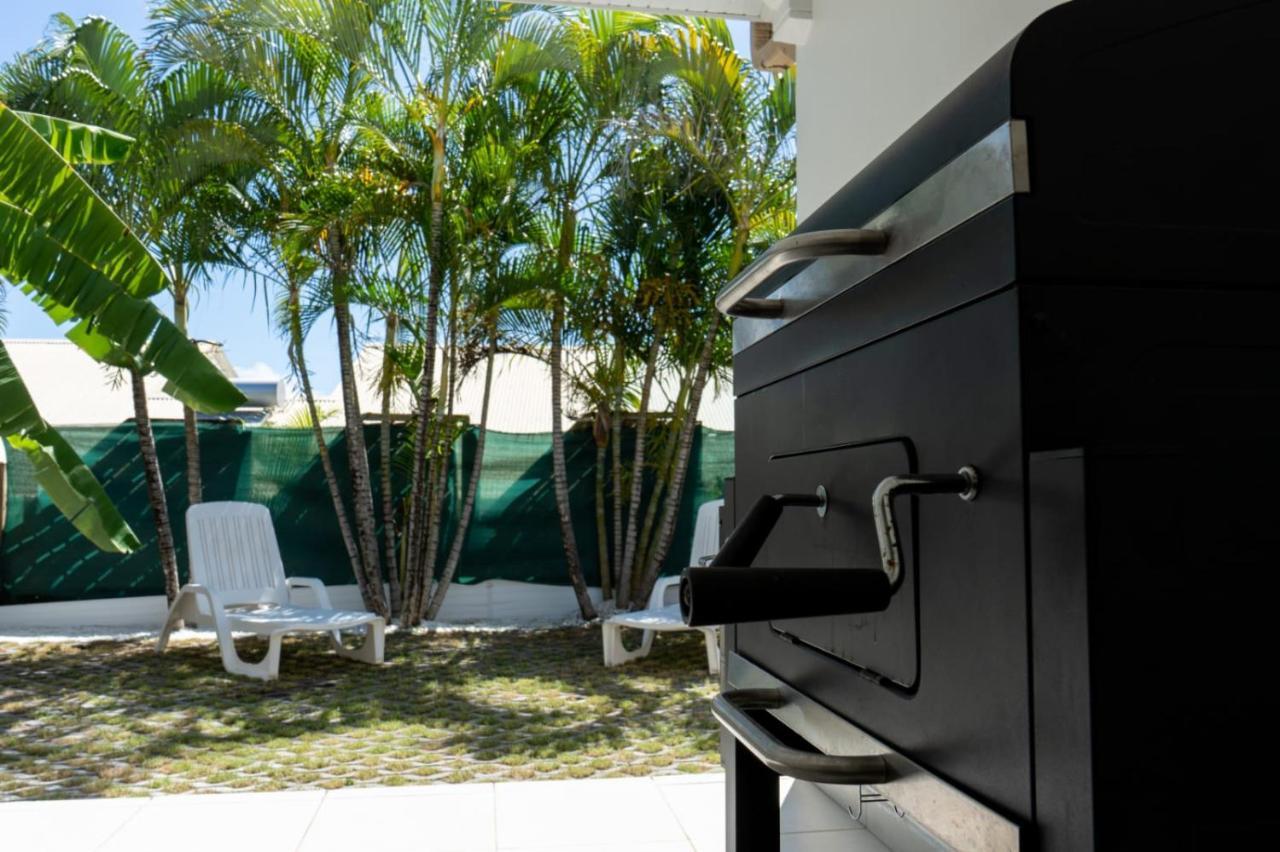 La Villa Noemie - Parking - Proche Des Plages Sainte-Anne Exterior photo