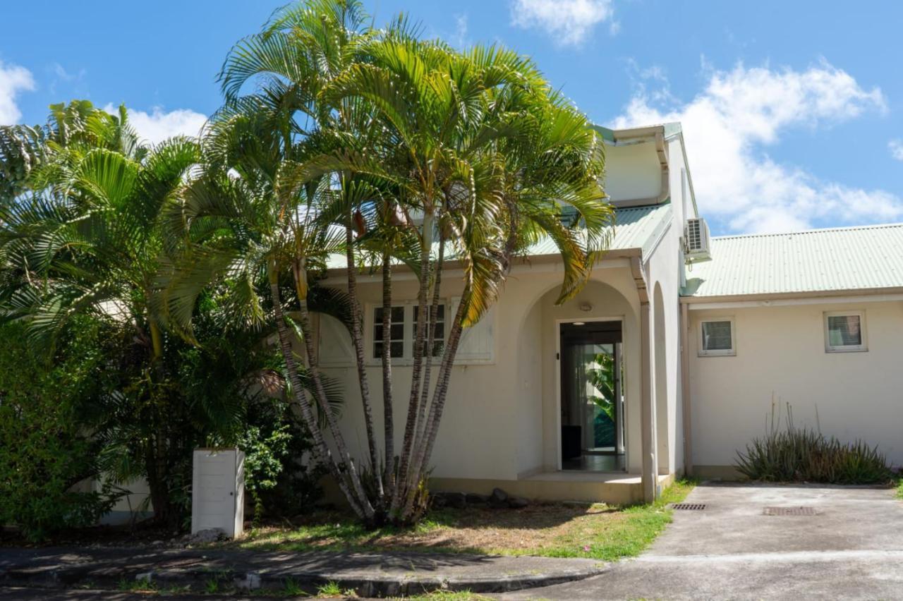 La Villa Noemie - Parking - Proche Des Plages Sainte-Anne Exterior photo